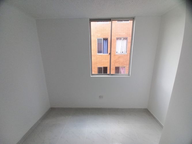 Apartamento de 3 alcobas en venta en San Tropel, Ibagué, 42 m² · foto 15 de 24
