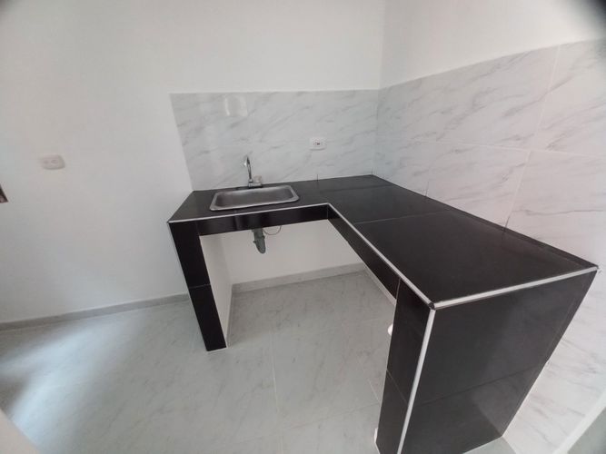 Apartamento de 3 alcobas en venta en San Tropel, Ibagué, 42 m² · foto 18 de 24