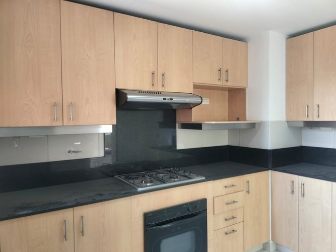 Apartamento de 3 alcobas en arriendo en El Poblado, Medellín, 128 m² · foto 3 de 16