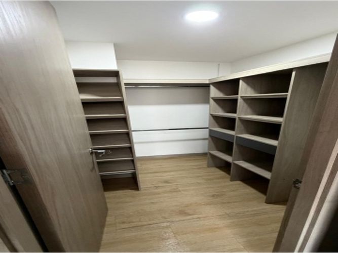 Apartamento de 2 alcobas en venta en Cañaveralejo, Sabaneta, 55 m² · foto 7 de 12