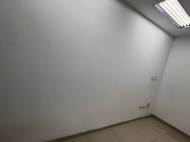 Local en arriendo en Jardin Botanico, Medellín, 14 m² · foto 16 de 24