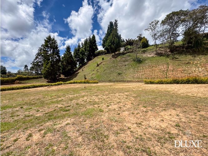 Lote en venta en Mampuesto, Rionegro, 3928 m² · foto 9 de 12