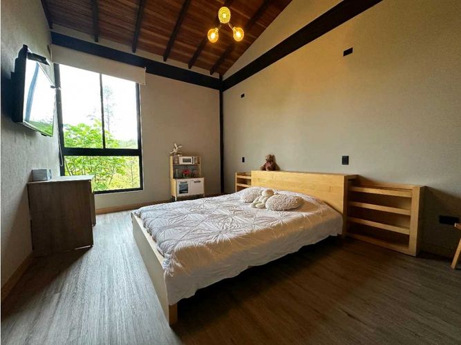 Casa de 3 alcobas en venta en Pantanillo, El Retiro, 255 m² · foto 3 de 18