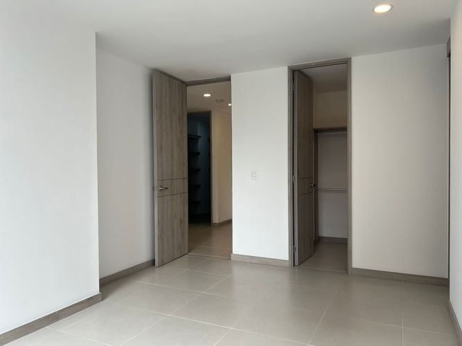 Apartamento de 2 alcobas en arriendo en Loma Del Esmeraldal, Envigado, 98 m² · foto 6 de 15