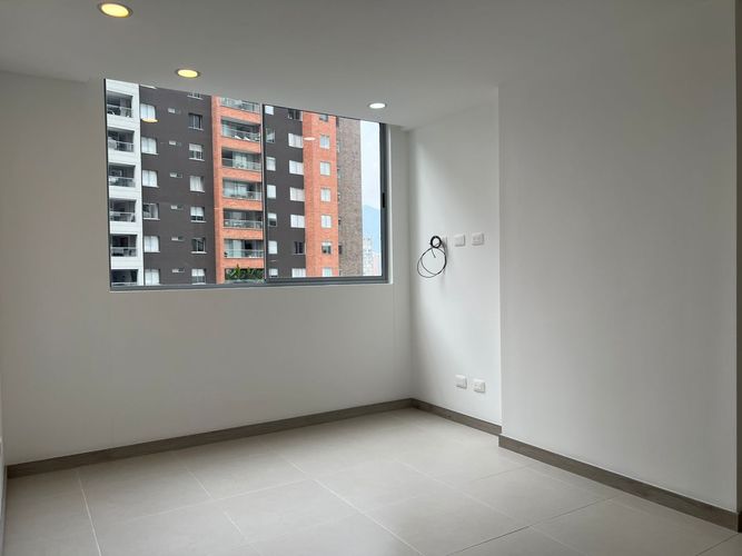 Apartamento de 2 alcobas en arriendo en Loma Del Esmeraldal, Envigado, 98 m² · foto 7 de 15