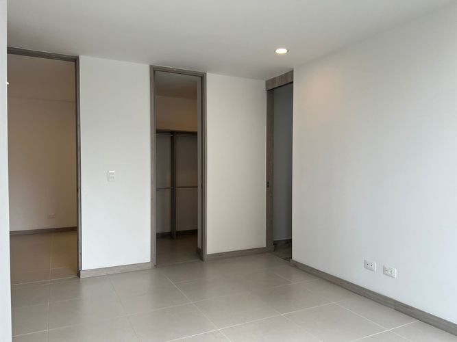 Apartamento de 2 alcobas en arriendo en Loma Del Esmeraldal, Envigado, 98 m² · foto 11 de 15