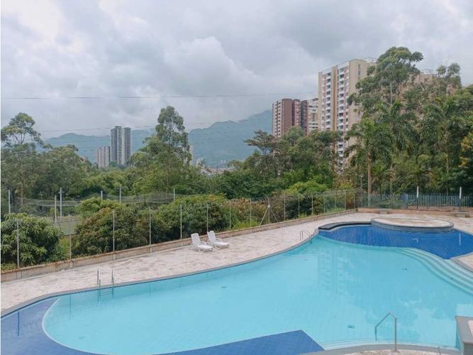 Apartamento de 4 alcobas en venta en Niquia, Bello, 120 m² · foto 12 de 22