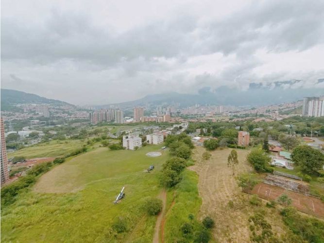 Apartamento de 4 alcobas en venta en Niquia, Bello, 120 m² · foto 17 de 22
