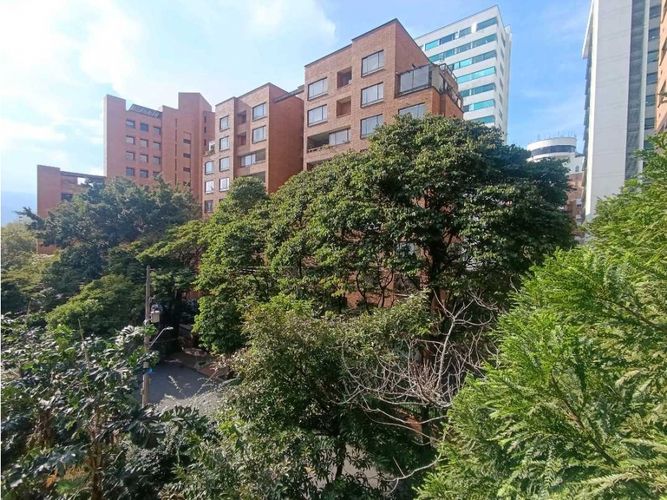 Apartamento de 3 alcobas en venta en La Florida, Medellín, 172 m² · foto 7 de 19