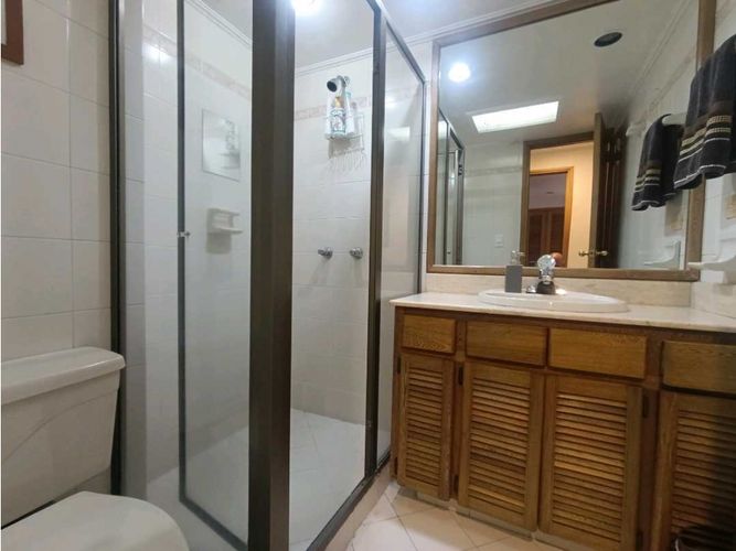 Apartamento de 3 alcobas en venta en La Florida, Medellín, 172 m² · foto 10 de 19