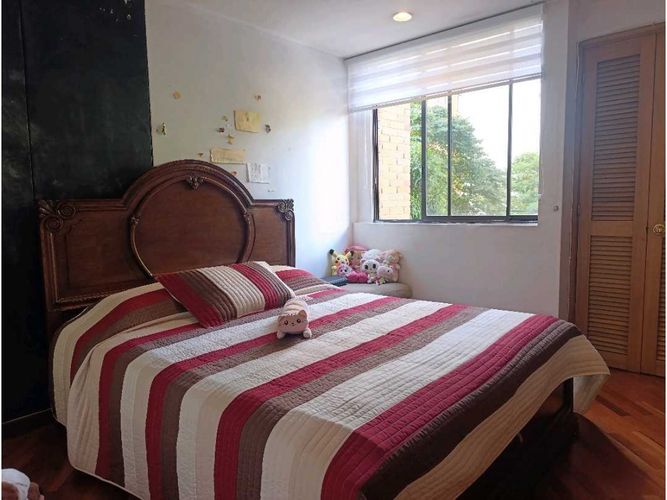 Apartamento de 3 alcobas en venta en La Florida, Medellín, 172 m² · foto 11 de 19