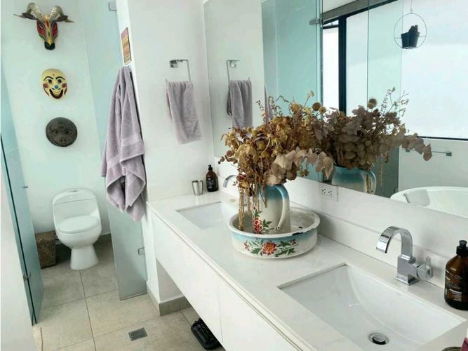 Apartamento de 3 alcobas en venta en Los Balsos, Medellín, 330 m² · foto 13 de 24
