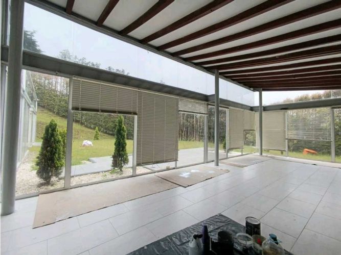 Casa de 5 alcobas en venta en Loma Del Escobero, Envigado, 400 m² · foto 5 de 24