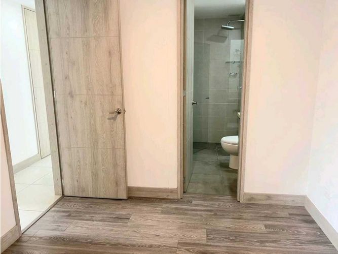 Apartamento de 3 alcobas en arriendo en Loma Del Esmeraldal, Envigado, 113 m² · foto 9 de 24