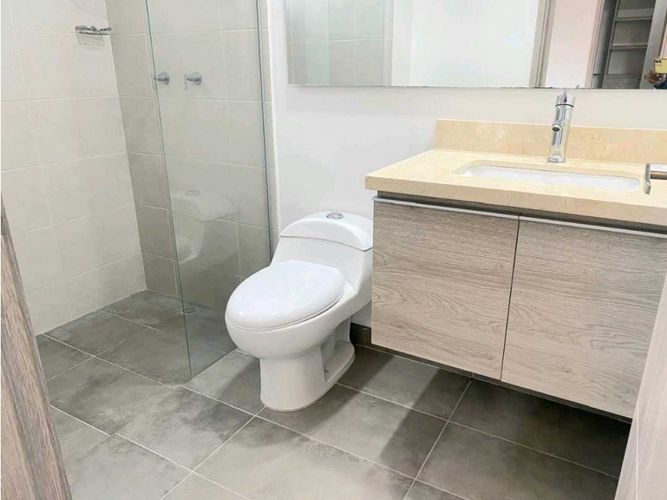 Apartamento de 3 alcobas en arriendo en Loma Del Esmeraldal, Envigado, 113 m² · foto 13 de 24