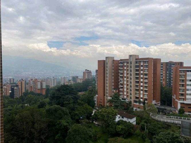 Apartamento de 3 alcobas en arriendo en Loma Del Esmeraldal, Envigado, 113 m² · foto 20 de 24