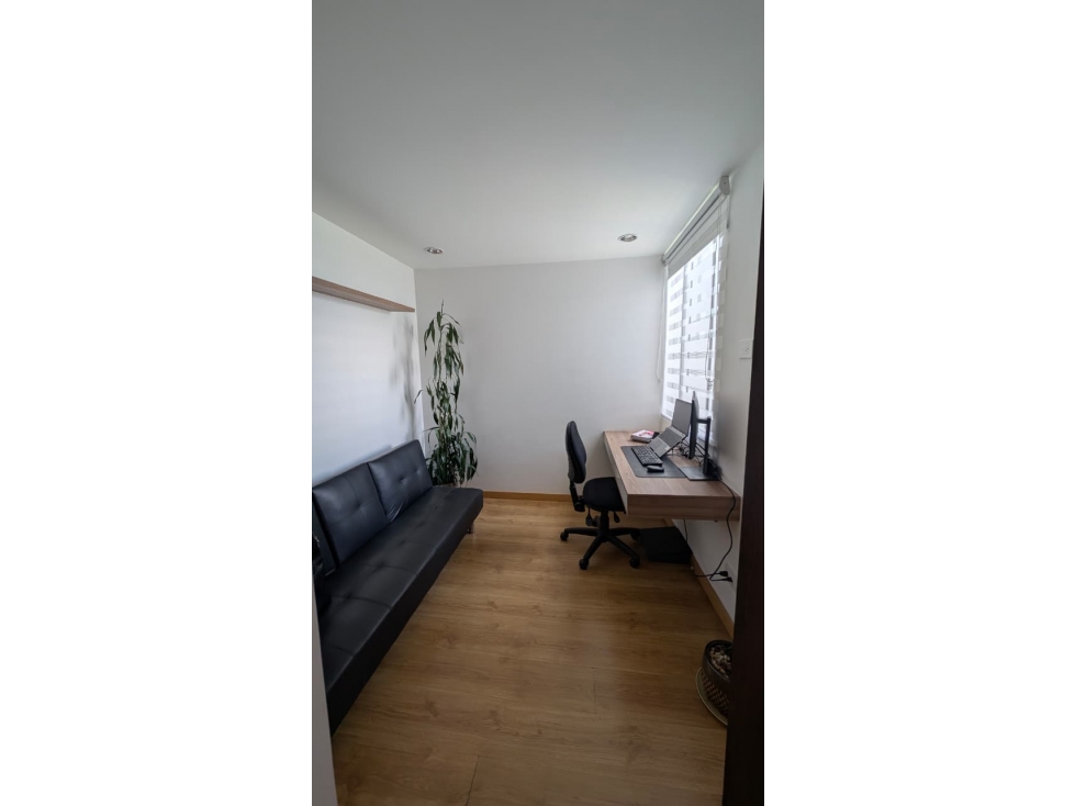 Apartamento en venta en El Esmeraldal, Envigado · foto 2 de 13