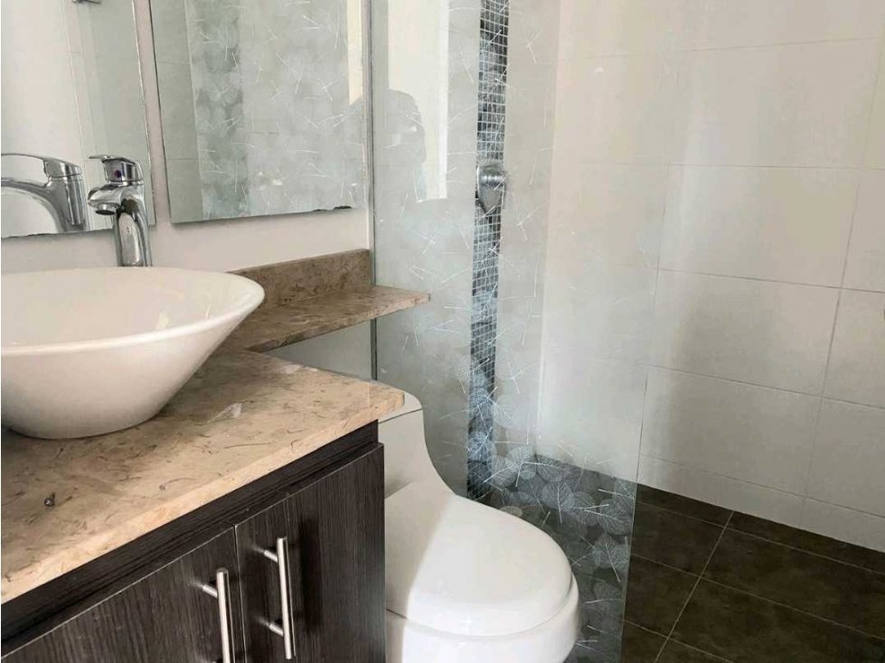 Apartamento en arriendo en Loma El Atravesado, Envigado · foto 10 de 24