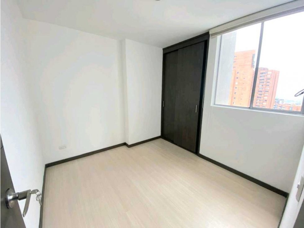 Apartamento en arriendo en Loma El Atravesado, Envigado · foto 13 de 24