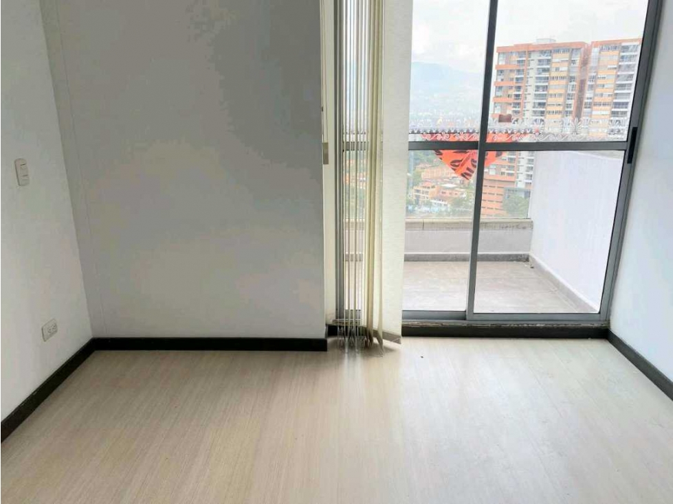 Apartamento en arriendo en Loma El Atravesado, Envigado · foto 14 de 24