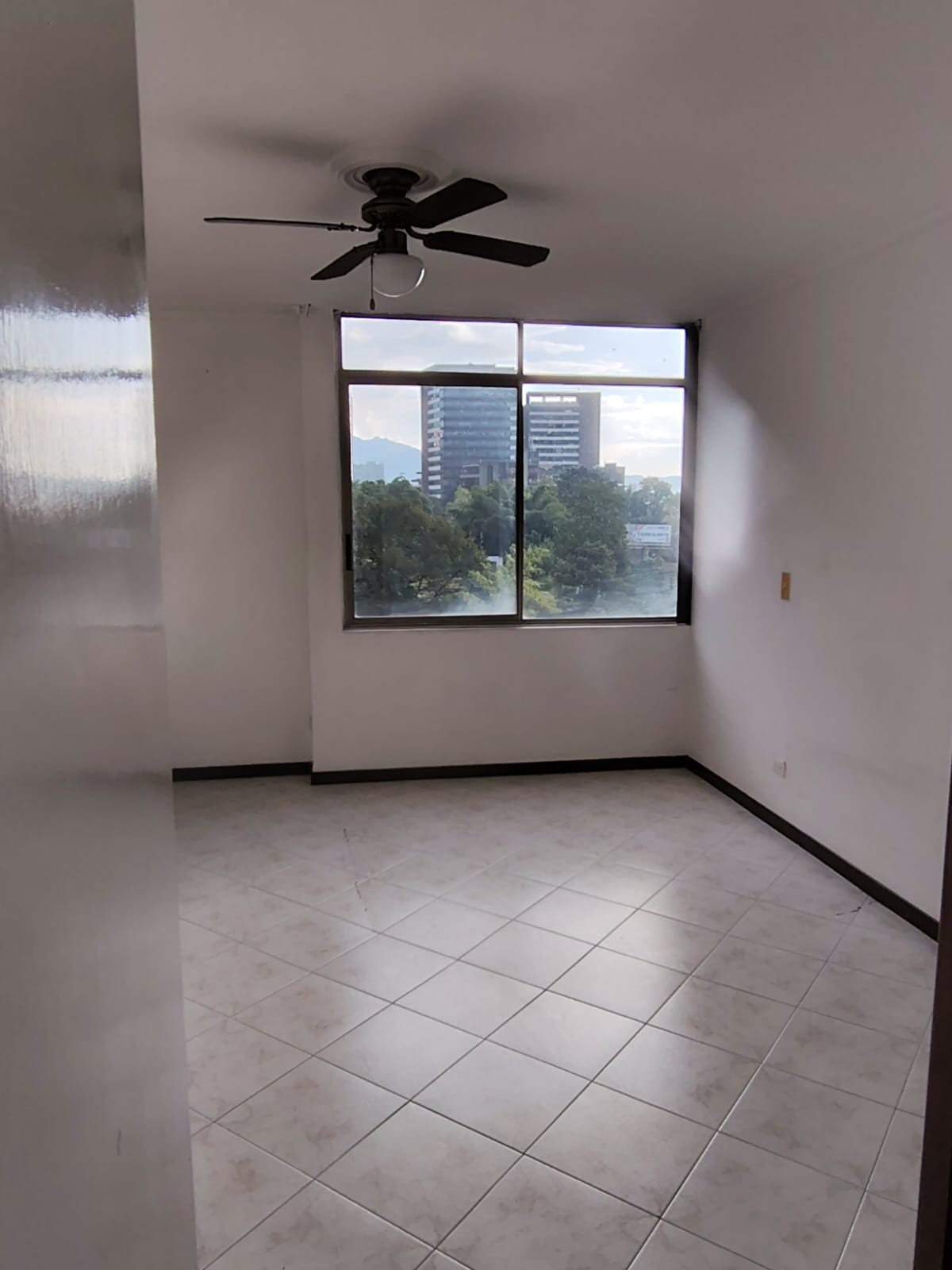 Apartamento en venta en Castropol, Medellín · foto 13 de 24