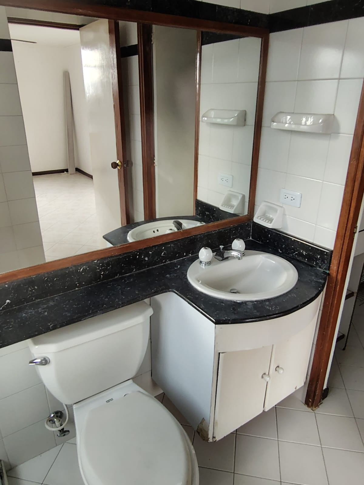 Apartamento en venta en Castropol, Medellín · foto 10 de 24