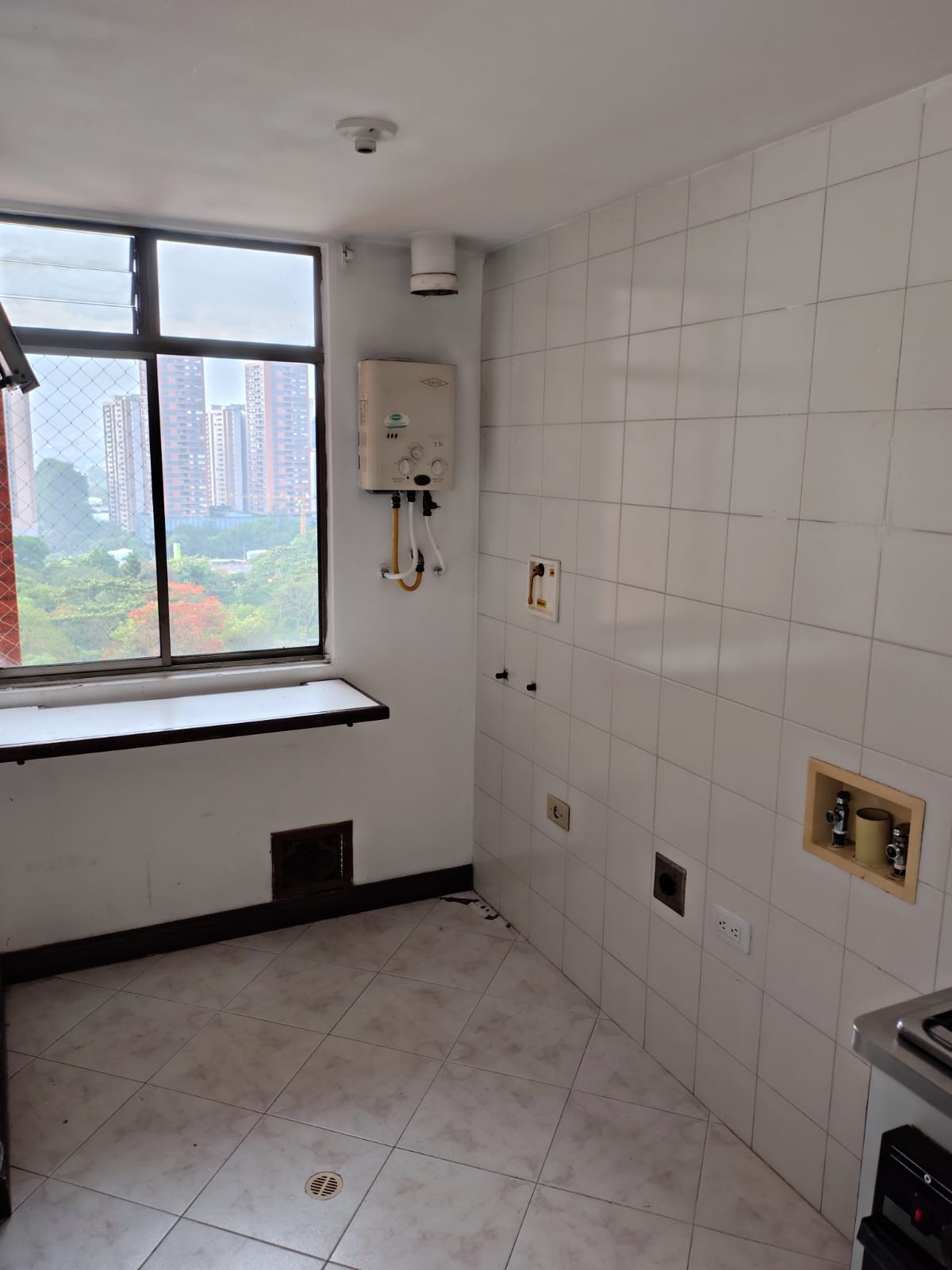 Apartamento en venta en Castropol, Medellín · foto 4 de 24