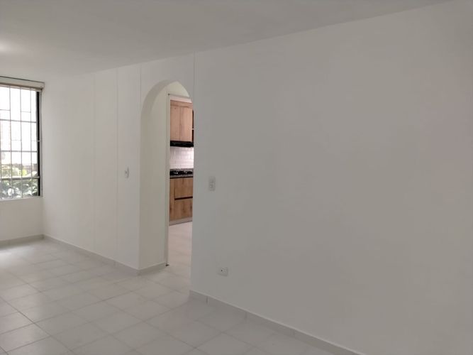 Apartamento de 3 alcobas en arriendo en El Poblado, Medellín, 73 m² · foto 5 de 17