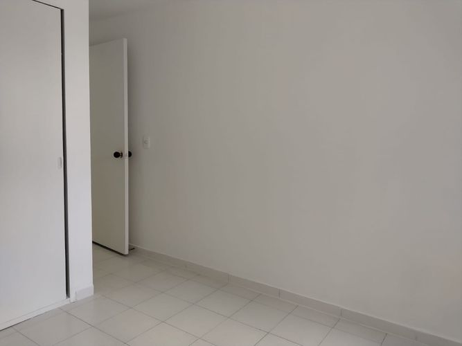 Apartamento de 3 alcobas en arriendo en El Poblado, Medellín, 73 m² · foto 6 de 17