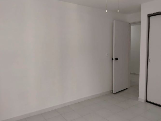 Apartamento de 3 alcobas en arriendo en El Poblado, Medellín, 73 m² · foto 13 de 17
