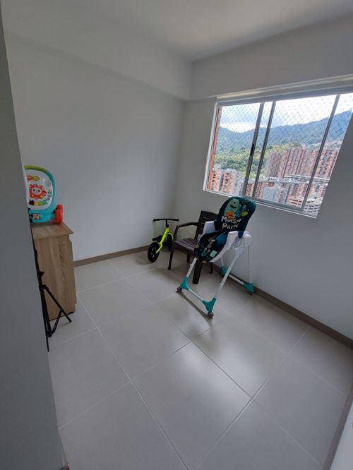 Apartamento de 3 alcobas en venta en Zona Rural, Itagüí, 81 m² · foto 8 de 24