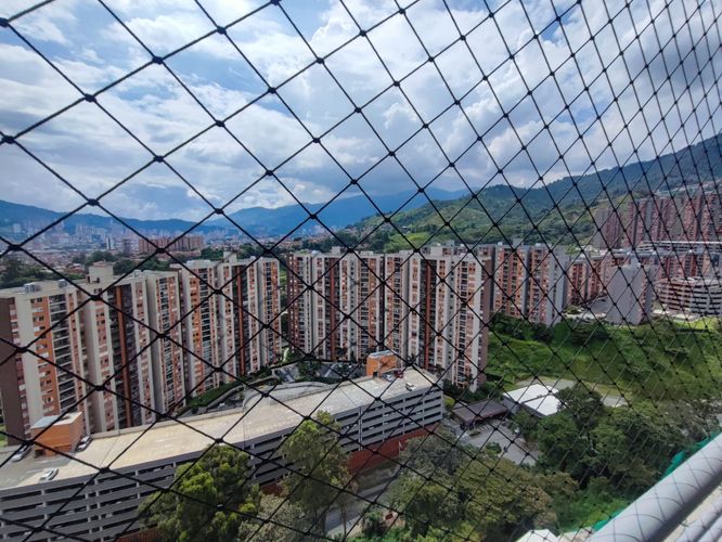 Apartamento de 3 alcobas en venta en Zona Rural, Itagüí, 81 m² · foto 16 de 24