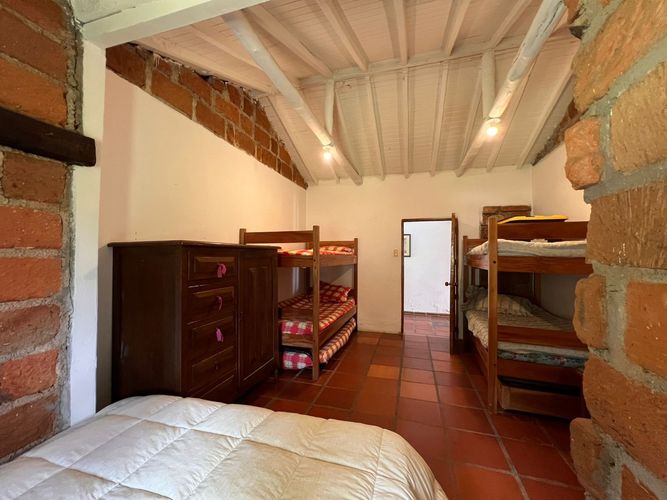 Casa de 3 alcobas en venta en Pantanillo, Envigado, 275 m² · foto 8 de 16