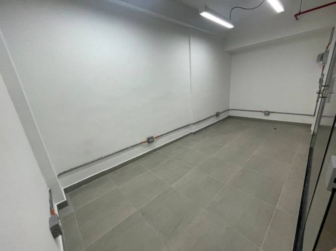 Local en arriendo en Ciudad Del Río, Medellín, 12 m² · foto 8 de 14