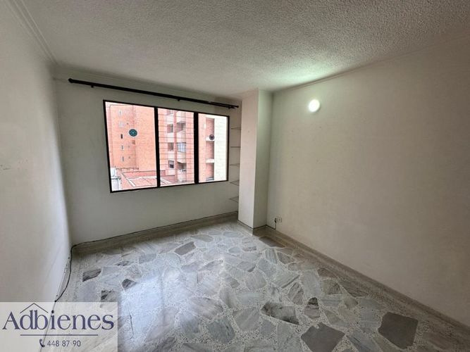 Apartamento de 4 alcobas en venta en Laureles, Medellín, 170 m² · foto 15 de 24