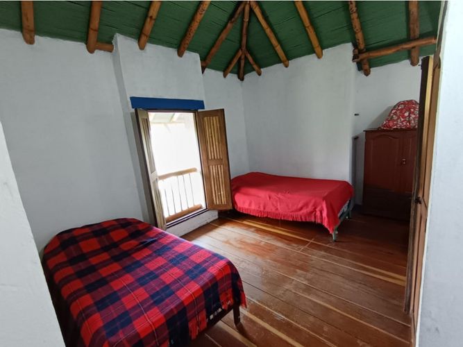Casa de 8 alcobas en venta en El Caimo, Armenia, 575 m² · foto 10 de 24