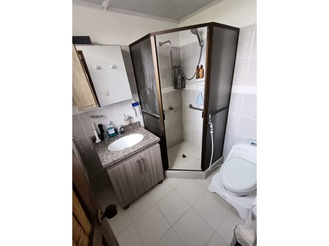 Casa de 8 alcobas en venta en El Caimo, Armenia, 575 m² · foto 12 de 24
