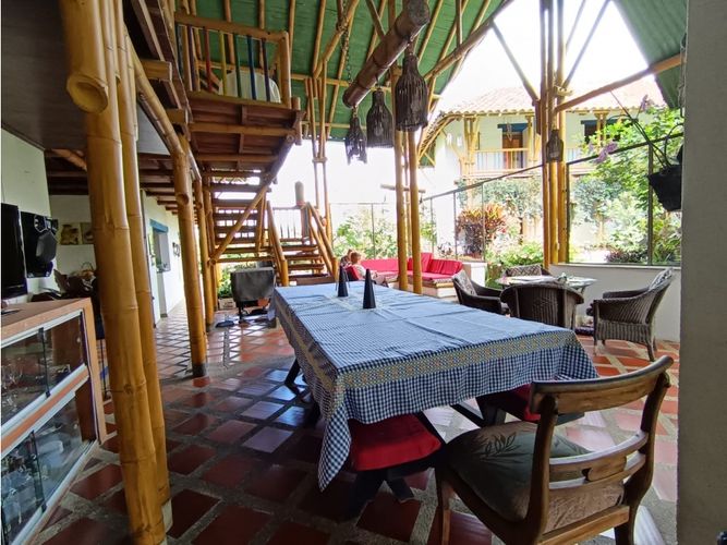 Casa de 8 alcobas en venta en El Caimo, Armenia, 575 m² · foto 23 de 24