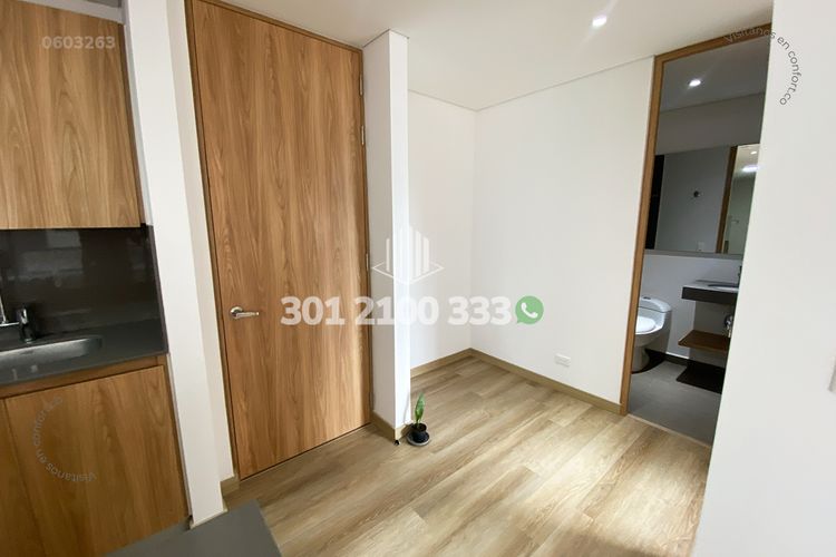 Apartamento de 2 alcobas en arriendo en Los Colores, Medellín, 74 m² · foto 6 de 24