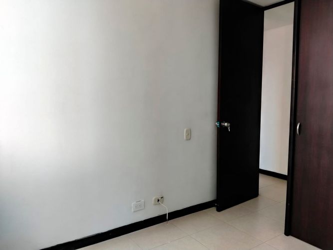 Apartamento de 3 alcobas en arriendo en El Poblado, Medellín, 84 m² · foto 10 de 14