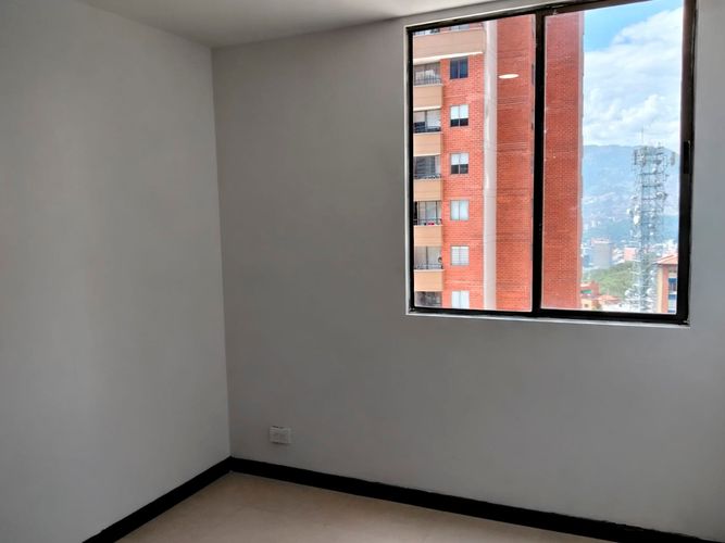 Apartamento de 3 alcobas en arriendo en El Poblado, Medellín, 84 m² · foto 8 de 14
