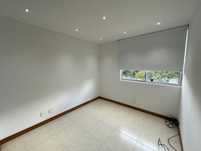 Apartamento de 3 alcobas en arriendo en Cumbres, Envigado, 80 m² · foto 11 de 19