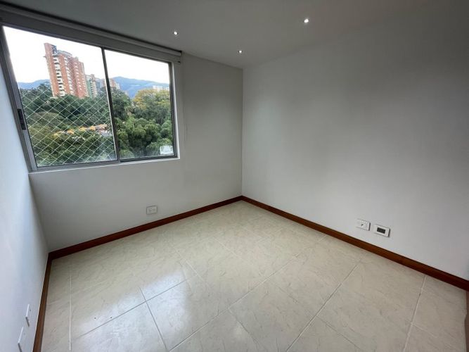 Apartamento de 3 alcobas en arriendo en Cumbres, Envigado, 80 m² · foto 13 de 19
