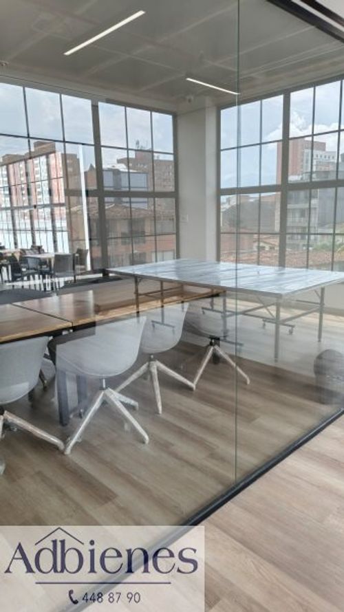 Oficina en venta en Los Colores, Medellín, 7 m² · foto 4 de 7