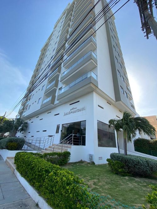 $550.000.000 en Villa Tary