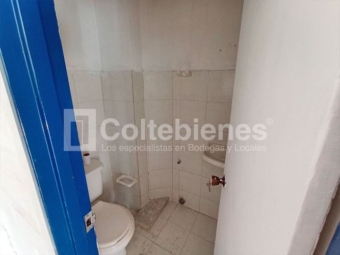 Bodega en arriendo en Trinidad, Medellín, 510 m² · foto 3 de 24