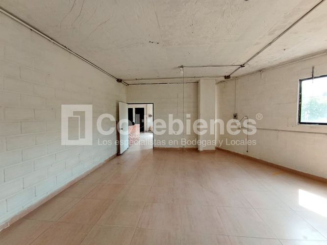 Bodega en arriendo en Trinidad, Medellín, 510 m² · foto 5 de 24