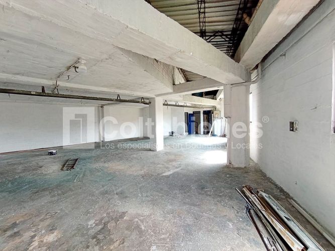 Bodega en arriendo en Trinidad, Medellín, 510 m² · foto 19 de 24