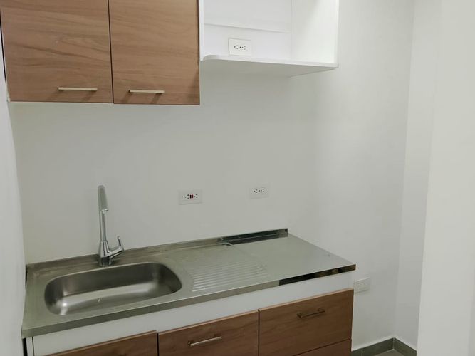 Oficina en arriendo en El Poblado, Envigado, 98 m² · foto 16 de 19