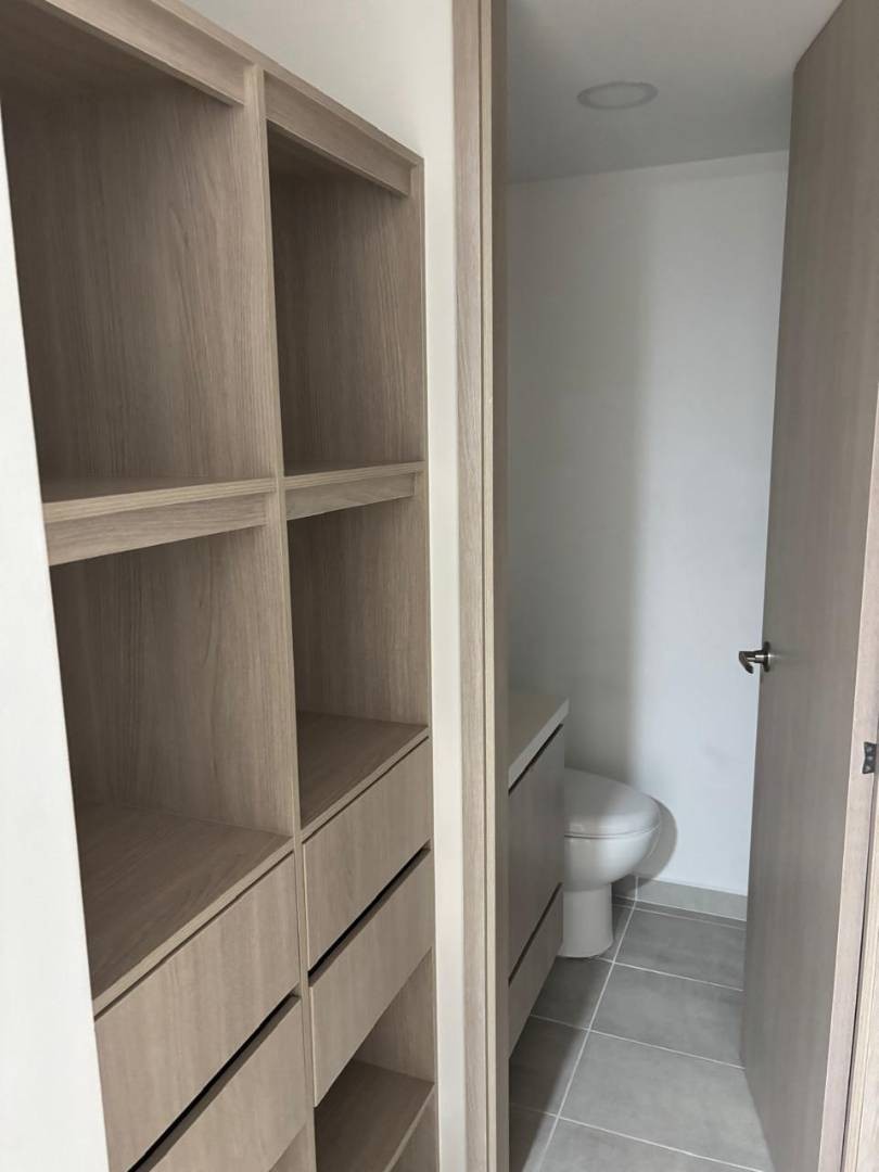 Apartamento en venta en Las Lomitas, Sabaneta · foto 4 de 16